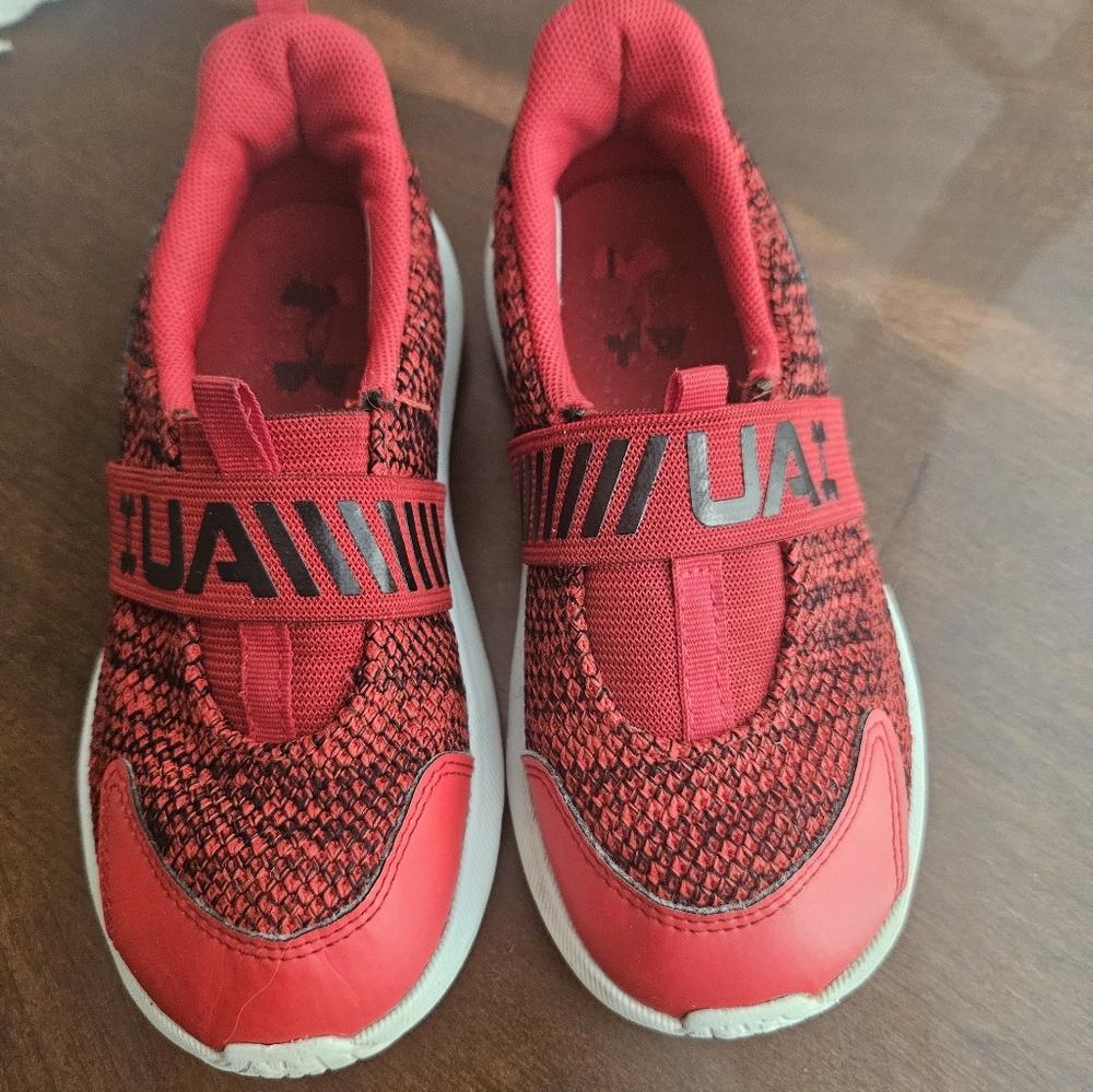 Under Armour Kids Red and Black Sneakers Size 10